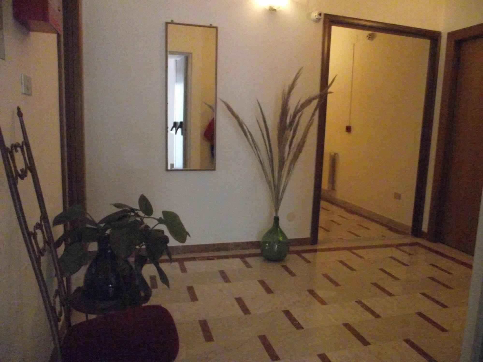 Hotel Ristorante Mosaici Пьяцца-Армерина Экстерьер фото